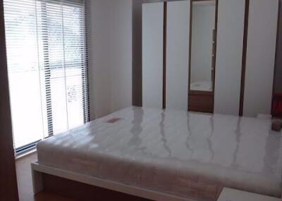 2 bed Condo in Silom Terrace Silom Sub District C018702