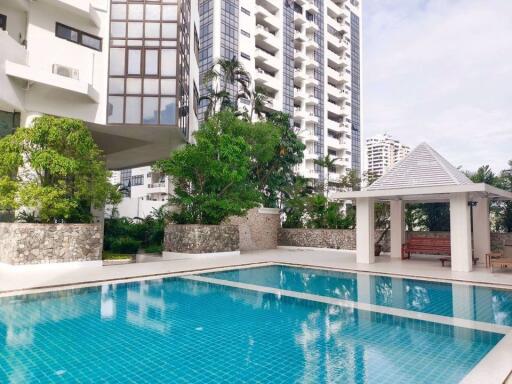 3 bed Condo in The Waterford Park Sukhumvit 53 Khlong Tan Nuea Sub District C018694