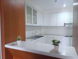 3 bed Condo in The Waterford Park Sukhumvit 53 Khlong Tan Nuea Sub District C018694