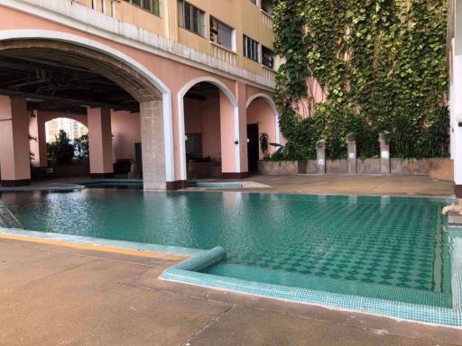 4 bed Condo in Commonwealth Pinklao Bangbamru Sub District C018680