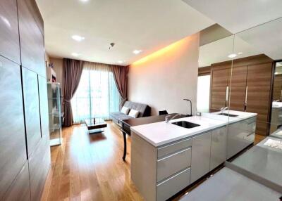 1 bed Condo in The Address Sathorn Silom Sub District C018674