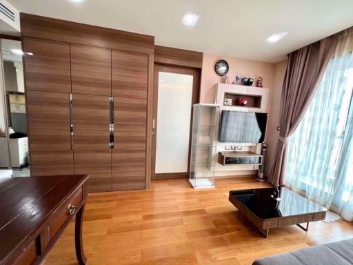 1 bed Condo in The Address Sathorn Silom Sub District C018674