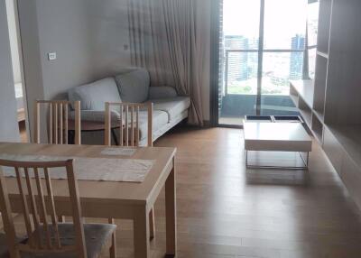 2 bed Condo in The Lumpini 24 Khlongtan Sub District C018659