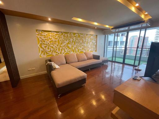 2 bed Condo in Acadamia Grand Tower Khlong Tan Nuea Sub District C018651