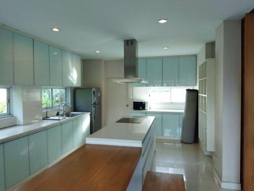 3 bed House in Nirvana Icon Wongwaen-Rama 9 Saphansung Sub District H018647