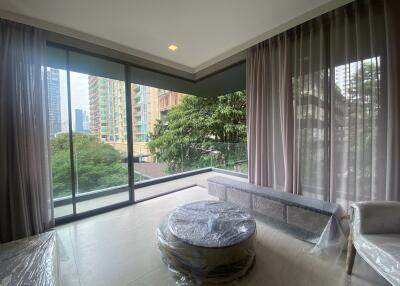 2 bed Condo in FYNN Sukhumvit 31 Khlong Toei Nuea Sub District C018646