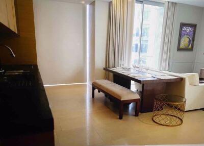 2 bed Condo in Saladaeng Residences Silom Sub District C018636