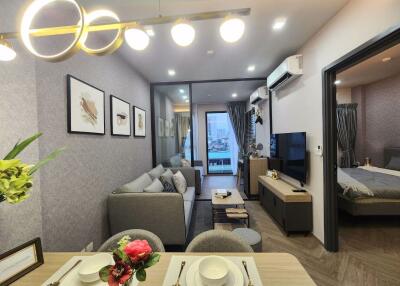 2 bed Condo in Chapter Chula-Samyan Si Phraya Sub District C018614