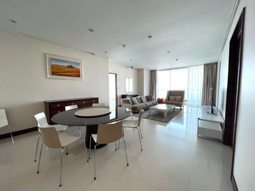 2 bed Condo in The Park Chidlom Lumphini Sub District C018605