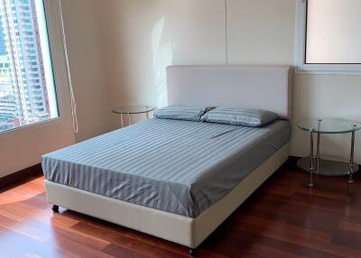 2 bed Condo in The Park Chidlom Lumphini Sub District C018605