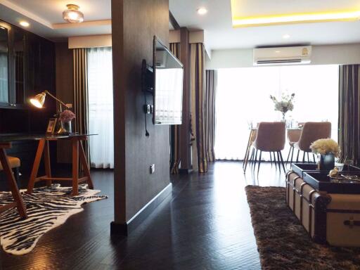 2 bed Condo in Harmony Living Paholyothin 11 Phayathai District C018603