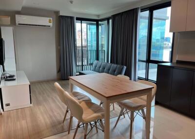 2 bed Condo in Maestro 07 Victory Monument Thanonphayathai Sub District C018593