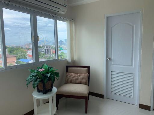 3 bed Condo in Charming Resident 2 Phrakhanongnuea Sub District C018575