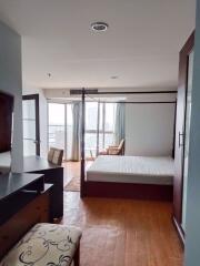 2 bed Condo in The Waterford Diamond Khlongtan Sub District C018565