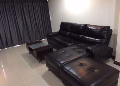 2 bed Condo in The Waterford Diamond Khlongtan Sub District C018564