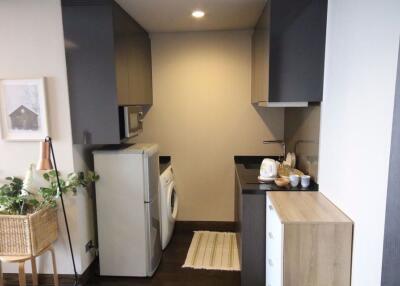 1 bed Condo in The Lumpini 24 Khlongtan Sub District C018528