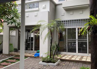 2 bed House Latyao Sub District H018526