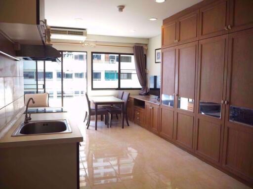 1 bed Condo in Saranjai Mansion Khlongtoei Sub District C018518