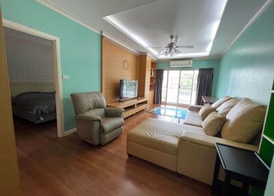 3 bed Condo in Grand Park View Khlong Toei Nuea Sub District C018514