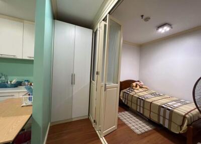 3 ห้องนอน, 2 ห้องน้ำ คอนโด ราคา ฿ 13,900,000