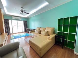 3 bed Condo in Grand Park View Khlong Toei Nuea Sub District C018514