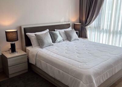 1 bed Condo in Trapezo Sukhumvit 16 Khlongtoei Sub District C018506