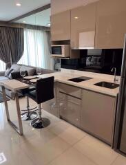 1 bed Condo in Trapezo Sukhumvit 16 Khlongtoei Sub District C018506