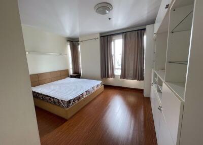 2 bed Condo in Sukhumvit Plus Phra Khanong Sub District C018497