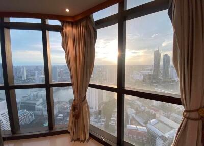 1 bed Condo in State Tower Silom Sub District C018492