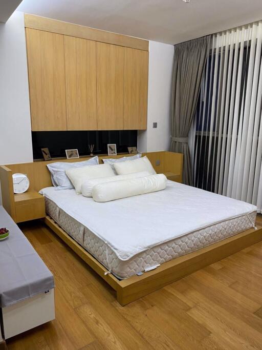 1 bed Condo in Via Botani Khlong Tan Nuea Sub District C018481
