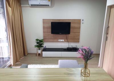 3 bed Condo in The Tempo Ruamrudee Pathum Wan District C018477