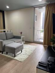 3 bed Condo in The Tempo Ruamrudee Pathum Wan District C018477