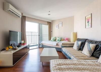 2 bed Condo in Belle Grand Rama 9 Huai Khwang Sub District C018453