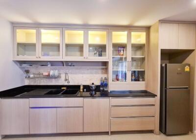 2 bed Condo in Le Premier 1 Khlong Toei Nuea Sub District C018447