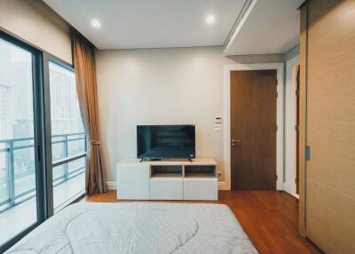 2 bed Condo in Bright Sukhumvit 24 Khlongtan Sub District C018439