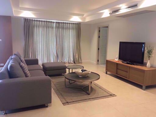 3 bed Condo in Royal Castle Khlong Tan Nuea Sub District C018431