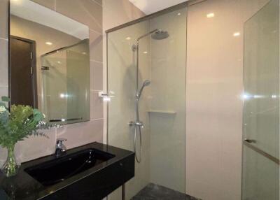 1 bed Condo in Edge Sukhumvit 23 Khlong Toei Nuea Sub District C018429