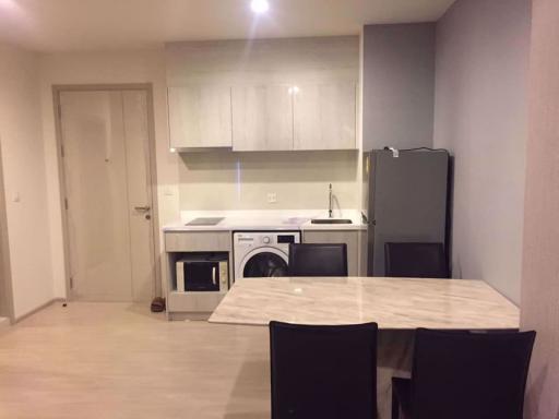 2 bed Condo in Life Sukhumvit 48 Phra Khanong Sub District C018417