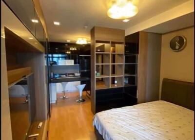 1 bed Condo in Nusasiri Grand Phra Khanong Sub District C018381