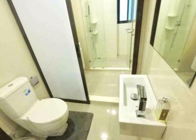 2 bed Condo in Rhythm Asoke Makkasan Sub District C018378