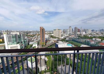 2 bed Condo in Rhythm Sukhumvit 42 Phra Khanong Sub District C018370