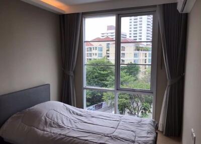 2 bed Condo in Maestro 39 Khlong Tan Nuea Sub District C018365