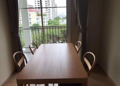 2 bed Condo in Maestro 39 Khlong Tan Nuea Sub District C018365