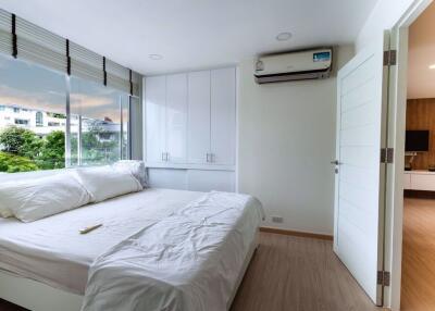 2 bed Condo in 39 Suites Khlong Tan Nuea Sub District C018348