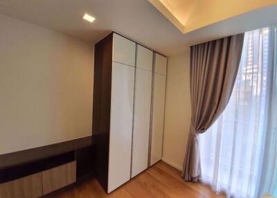 2 bed Condo in Focus Ploenchit Khlong Tan Nuea Sub District C018342