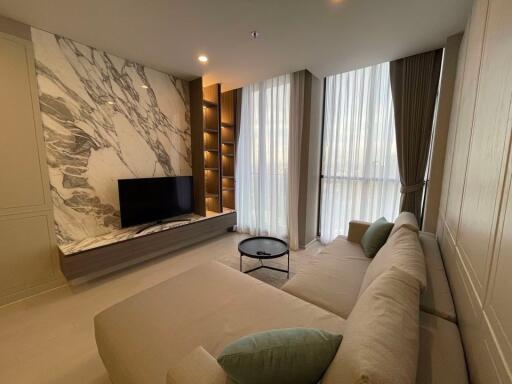 2 bed Condo in Noble Ploenchit Lumphini Sub District C018333