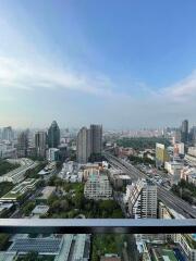 2 bed Condo in Noble Ploenchit Lumphini Sub District C018333