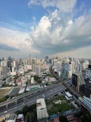 2 bed Condo in Noble Ploenchit Lumphini Sub District C018333