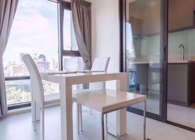 1 bed Condo in Rhythm Sukhumvit 36-38 Phra Khanong Sub District C018331