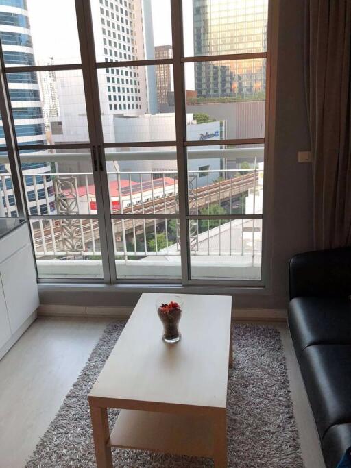 2 bed Condo in CitiSmart Sukhumvit 18 Khlongtoei Sub District C018304